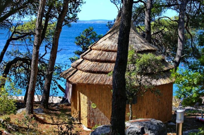 Pine-Beach-Pakostane-bungalou-dublu