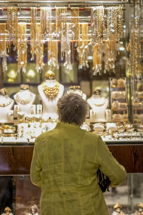 aur turcesc in magazin